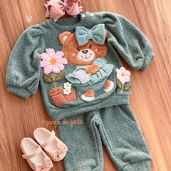 Conjunto Blusa e Calça Soft Bouclé Bordado Fofinho Ursinha Jade