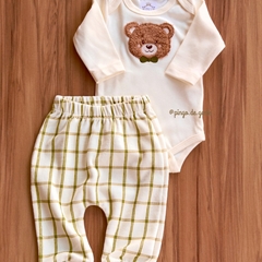 Conjunto Body Bordado e Calça Plush Ursinho Matteo .